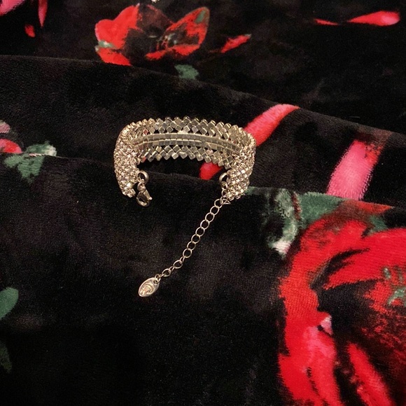 Cute sparkly bracelet - Picture 2 of 2